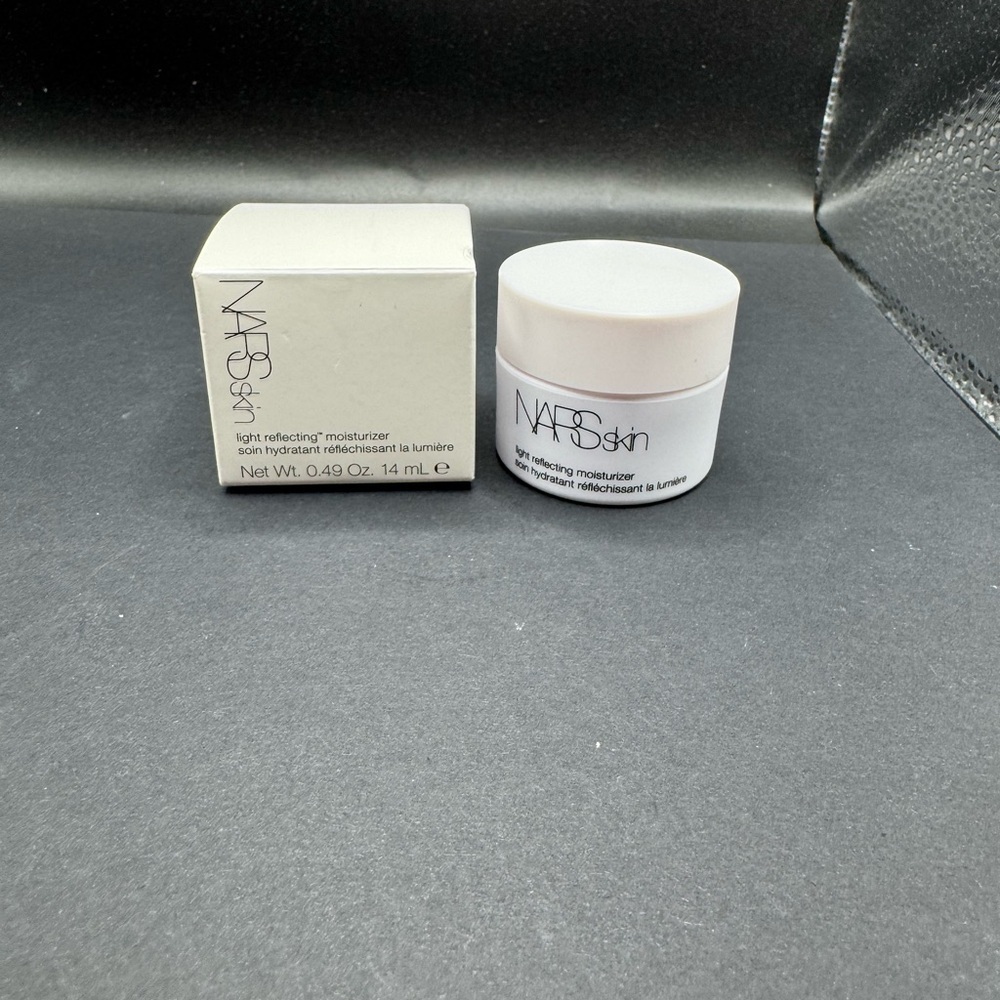 NARS Light Reflecting Moisturizer Skincare Essential NEW IN BOX 0.49oz